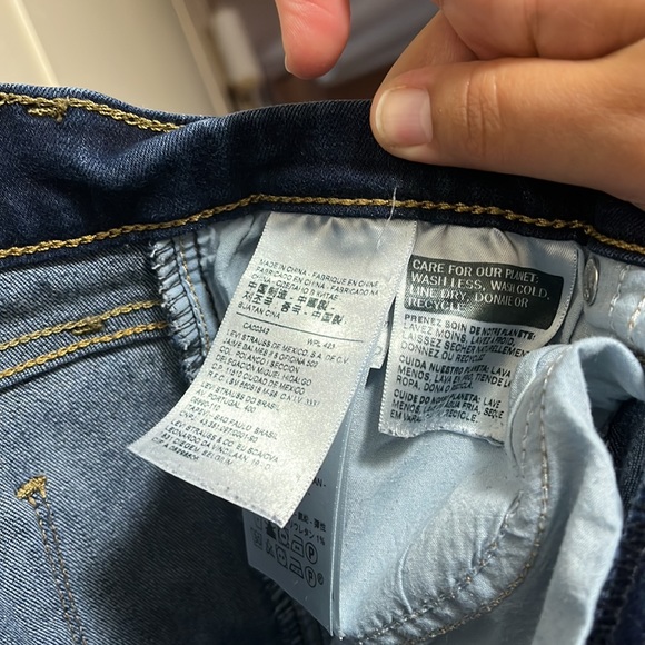 Levi jeans 505 straight size 8 medium wash womens - Picture 5 of 9